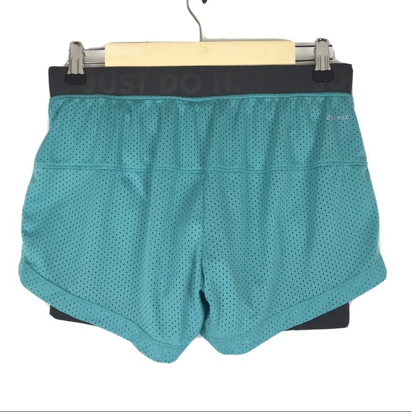 Nike Icon 2 in 1 Shorts Mesh Dri-Fit Gym Workout S - Picture 2 of 9